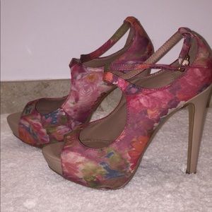 Steve Madden floral heels 7